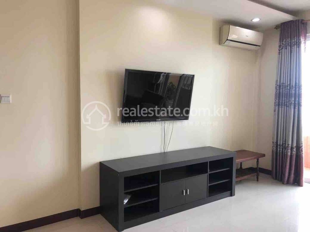 Chamkarmon公寓出租，位于Tonle BassacChamkarmon，价格$1,150