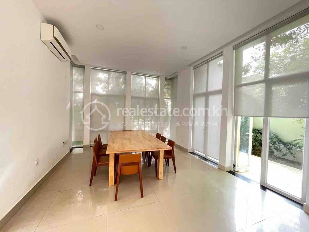 Chamkarmon Villa For Rent in Chamkarmon