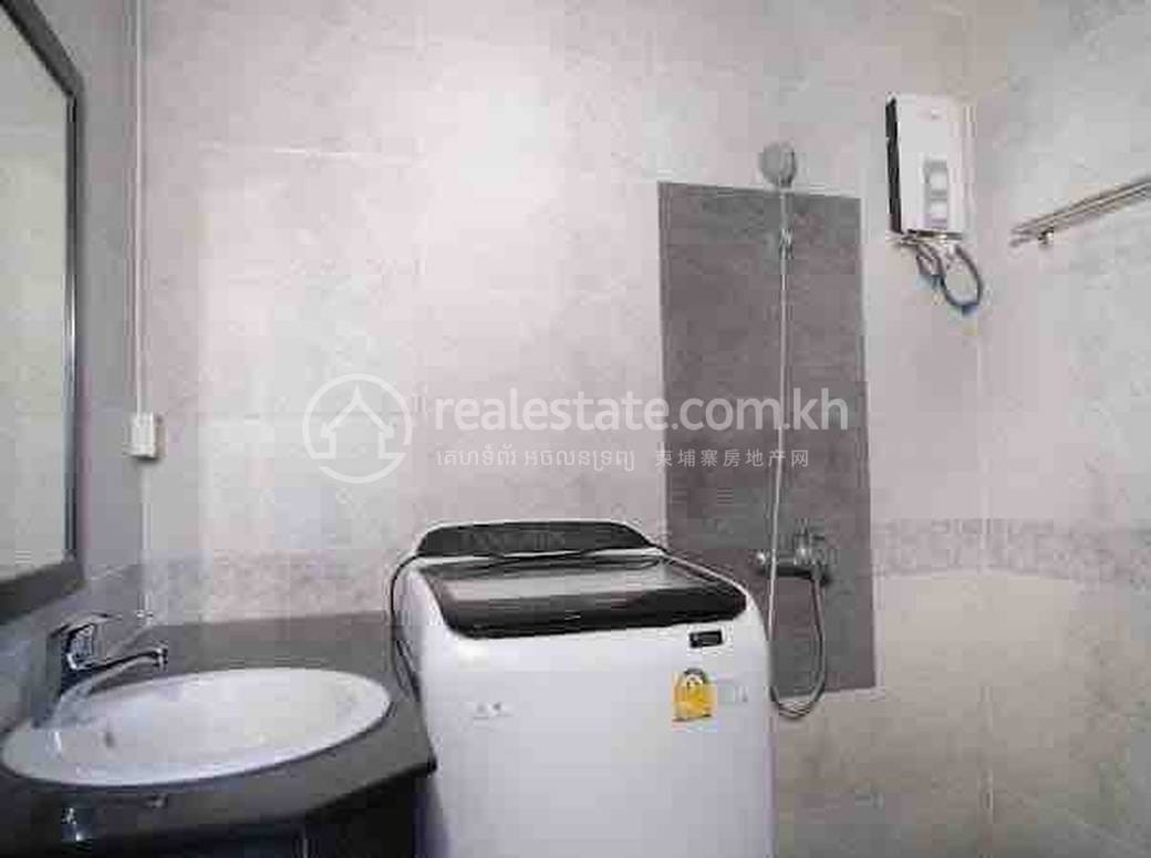 7 Makara套房出租，位于Boeung Prolit7 Makara，价格$350