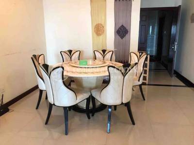 ខុនដូ តម្លៃ $1,200