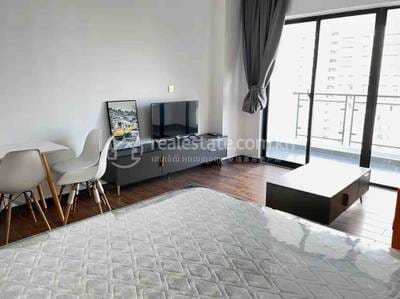 $350 Condo