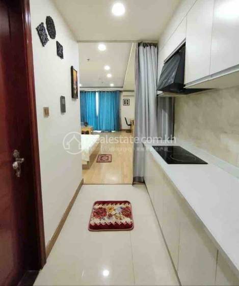 $400 Condo