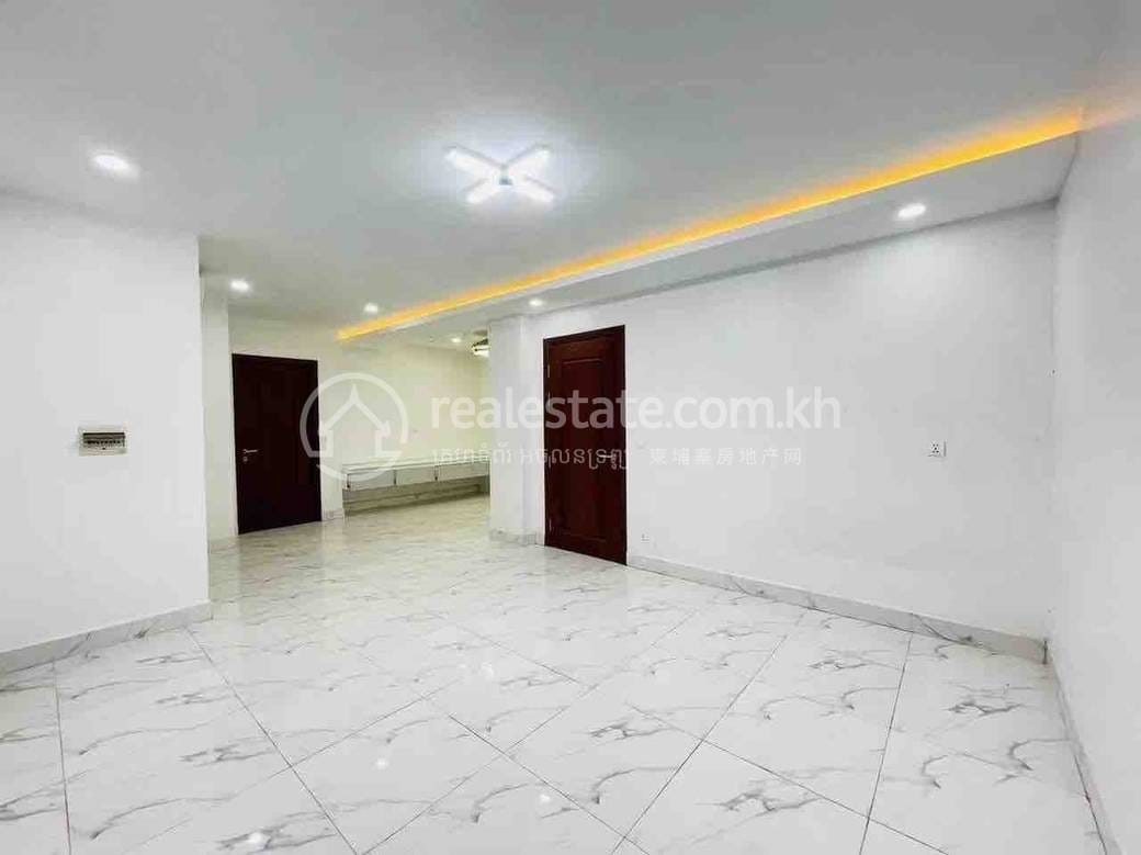 $7,000 Building