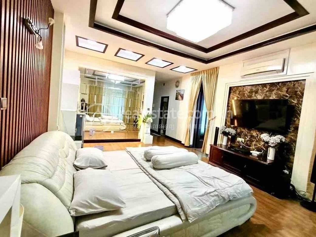 Chamkarmon Byt K pronájmu in Tonle Bassac Chamkarmon $3,500