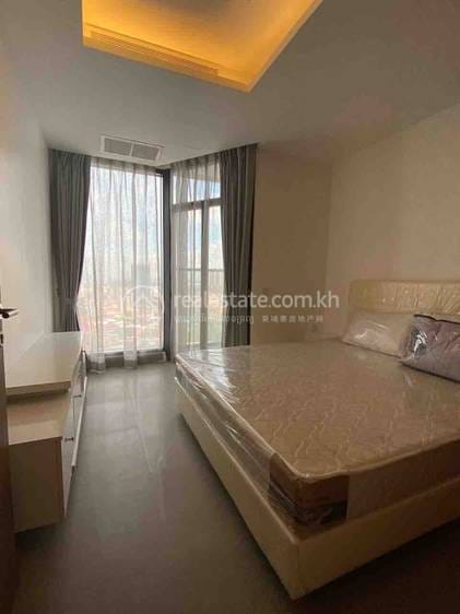 $1,200 Condo