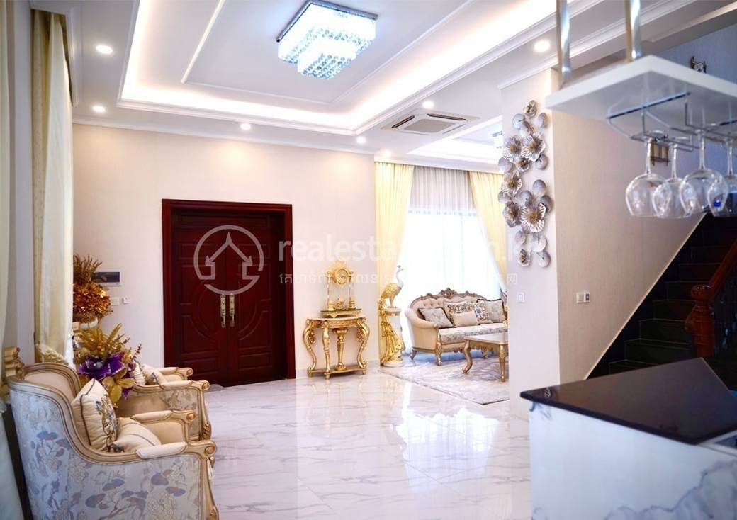 The ML Tiara | Willa Na sprzedaż w Ta Khmau $289,980