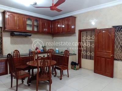 វីឡា សំរាប់ជួល នៅ, វត្តភ្នំ, ដូនពេញ, ភ្នំពេញ