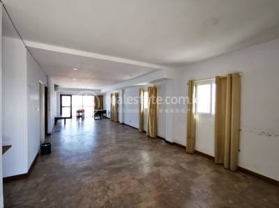 Apartment For Rent in Wat Phnom, Daun Penh, Phnom Penh