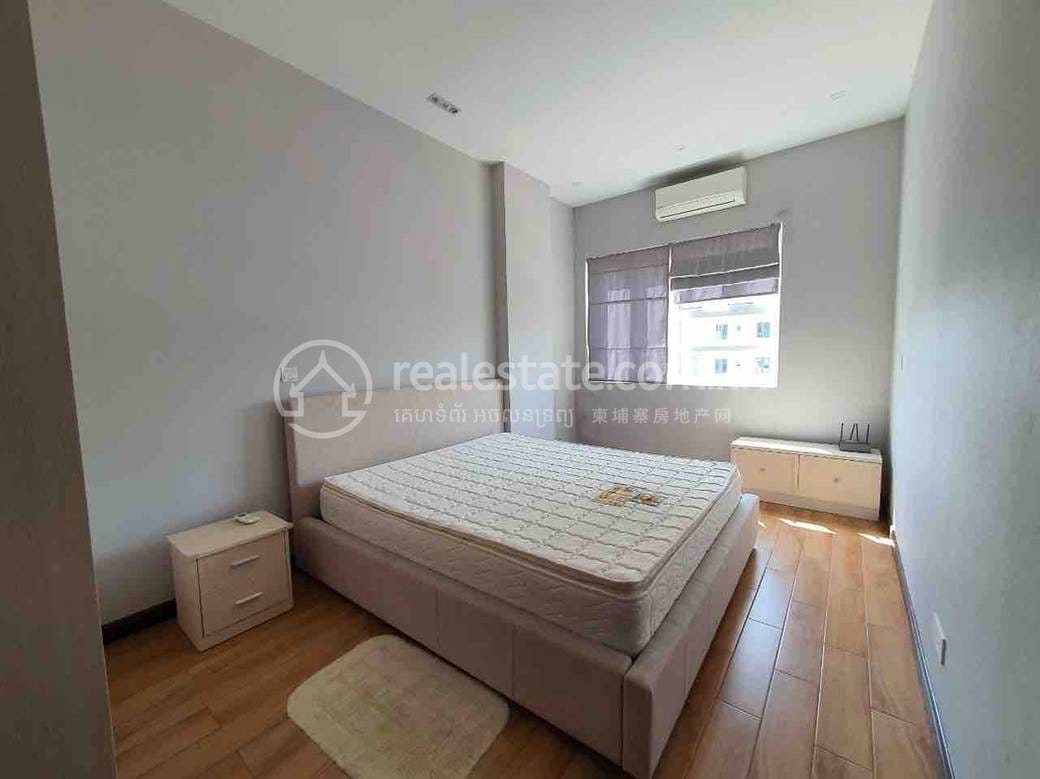 Two bedroom for rent close to Russiean market