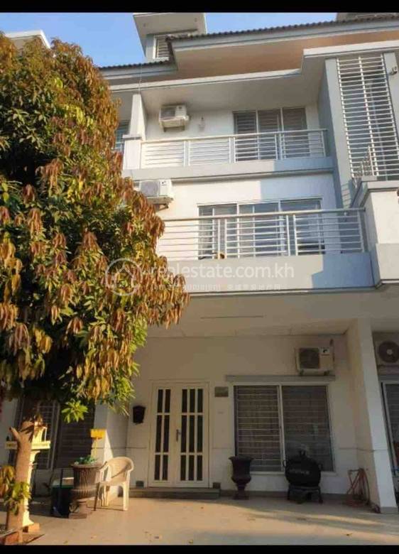 Furnished Shophouse For Rent