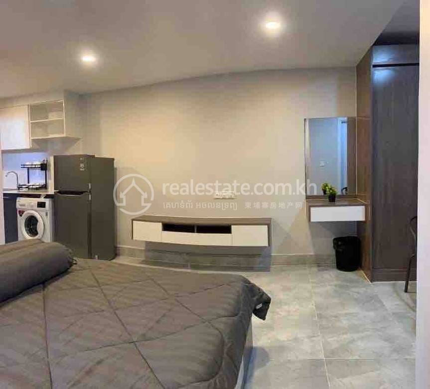 45 sqm Living Size Студия Для Аренды in Chamkarmon