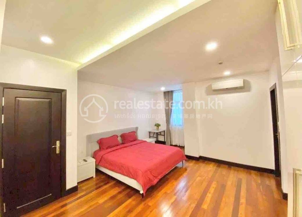 Daun Penh Serviced Apartment For Rent in Chakto Mukh Daun Penh $2,400