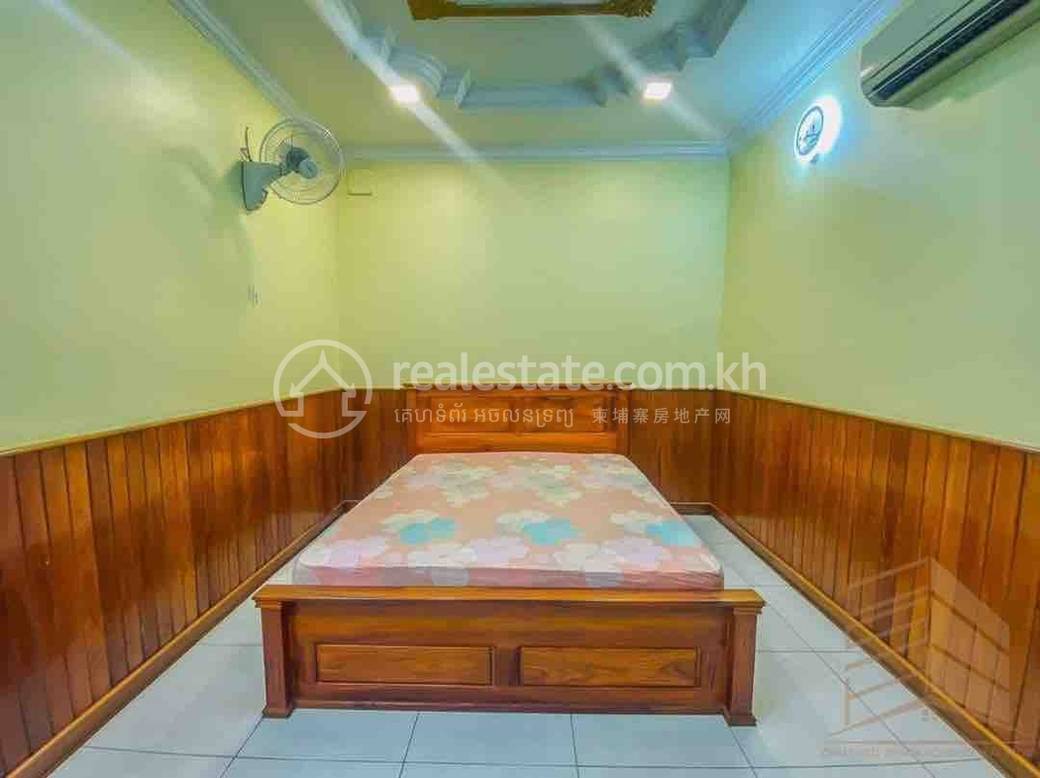 7 Makara别墅出租，价格$3,000