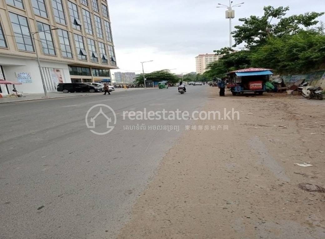แฟลต For Sale & Rent ขนาดที่ดิน 5,248 ตร.ม. ราคา $42,920,000