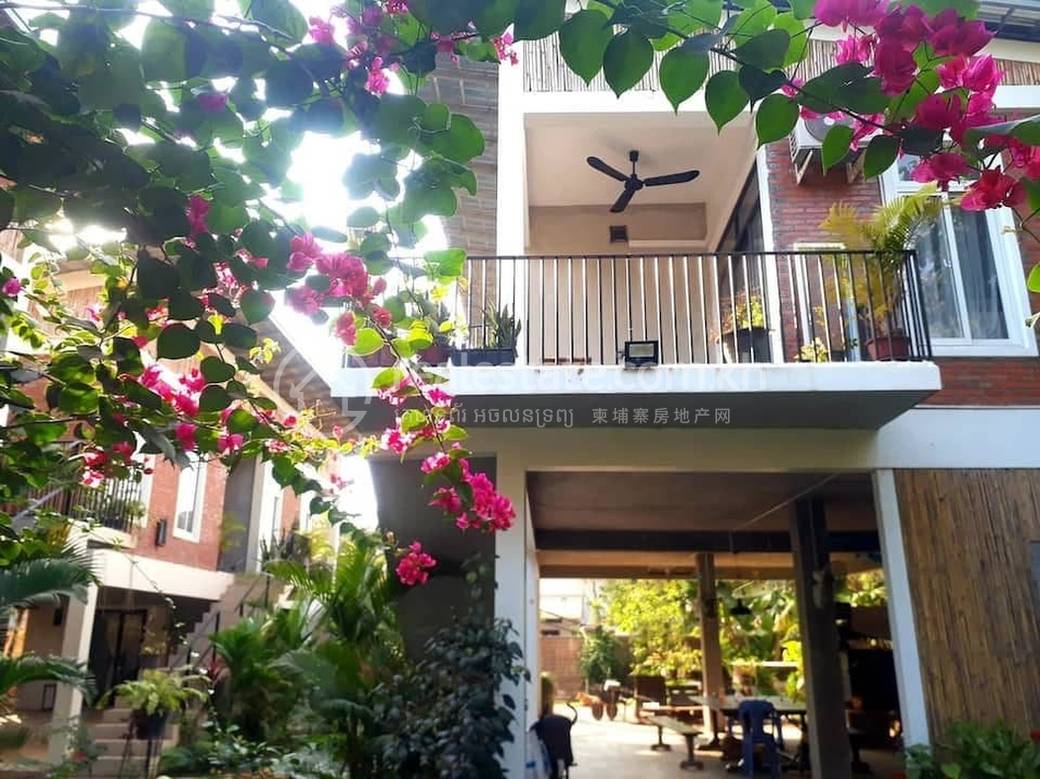 Sala Kamraeuk Bâtiment À vendre à Sala Kamraeuk