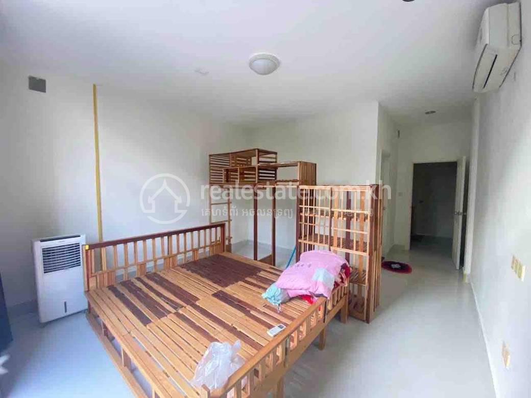 Chbar Ampov House and lot สำหรับเช่า ใน Chbar Ampov