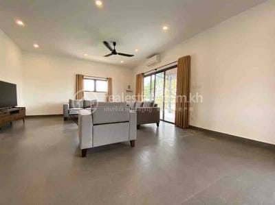 House and lot À louer à Daun Penh $3,000