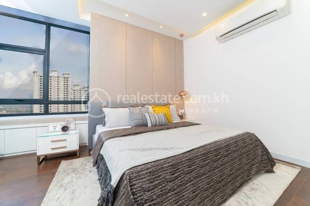 The Peninsula Private Residences | Condo À louer à Chroy Changvar $1,400
