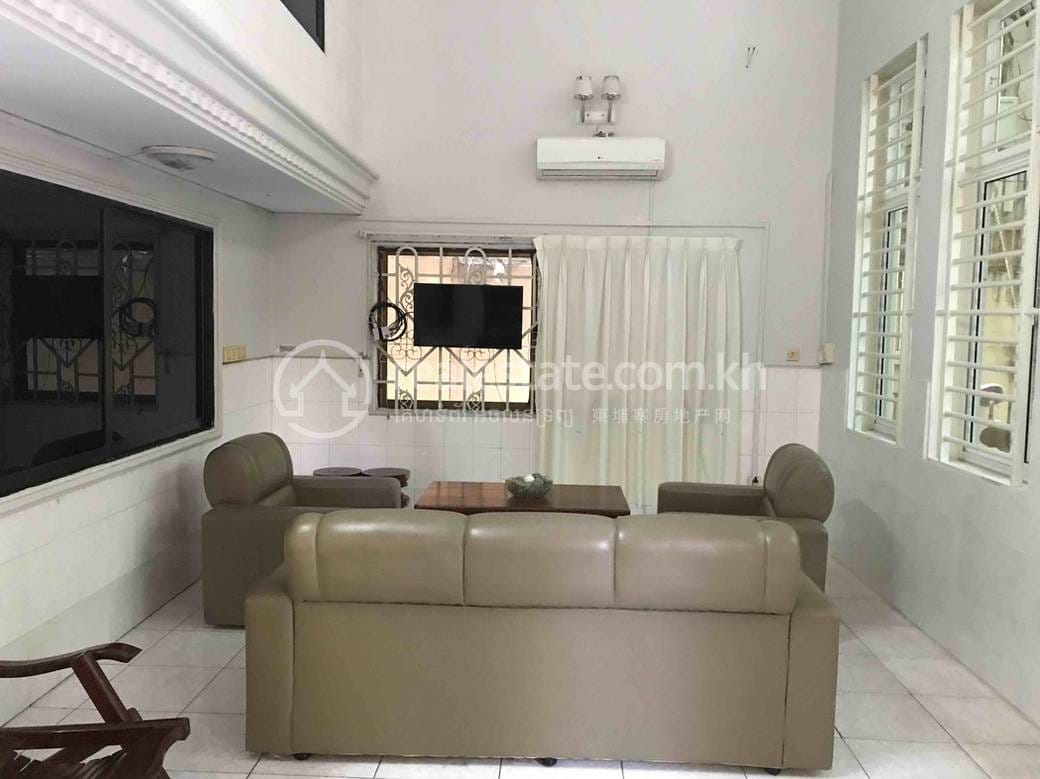 Vila K pronájmu in Chamkarmon $3,700