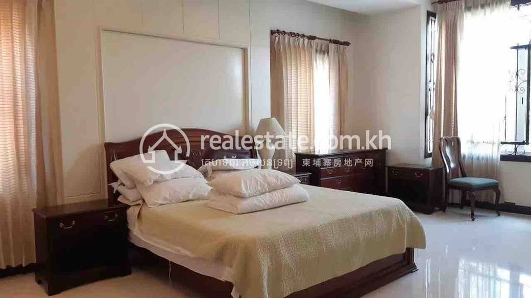 Chamkarmon Apartment For Rent in Chamkarmon