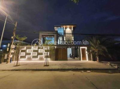 residential Villa for sale & rent in Boeung Kak 1 ID 198214