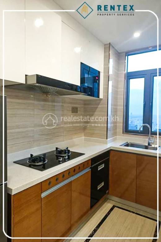R&F CITY | Condo K pronájmu with 1 Parking Space