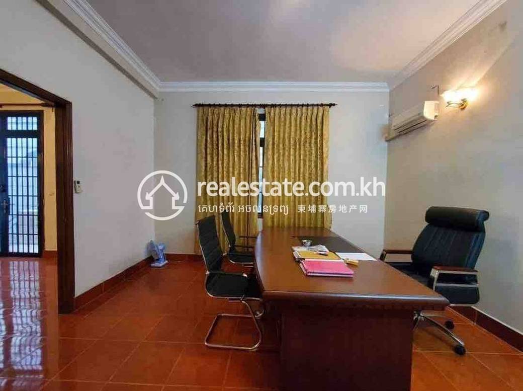 Toul Kork别墅出售，位于Toul Kork