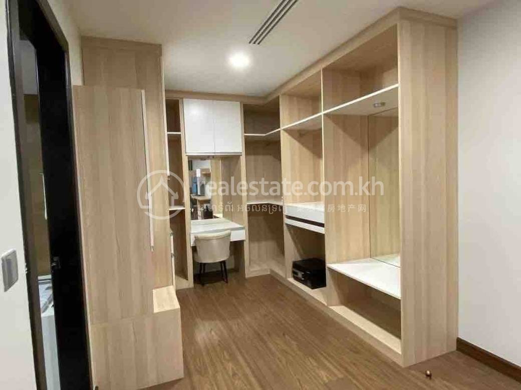BKK 1 Condo For Rent in BKK 1