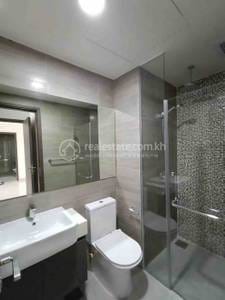 $1,600 Condo