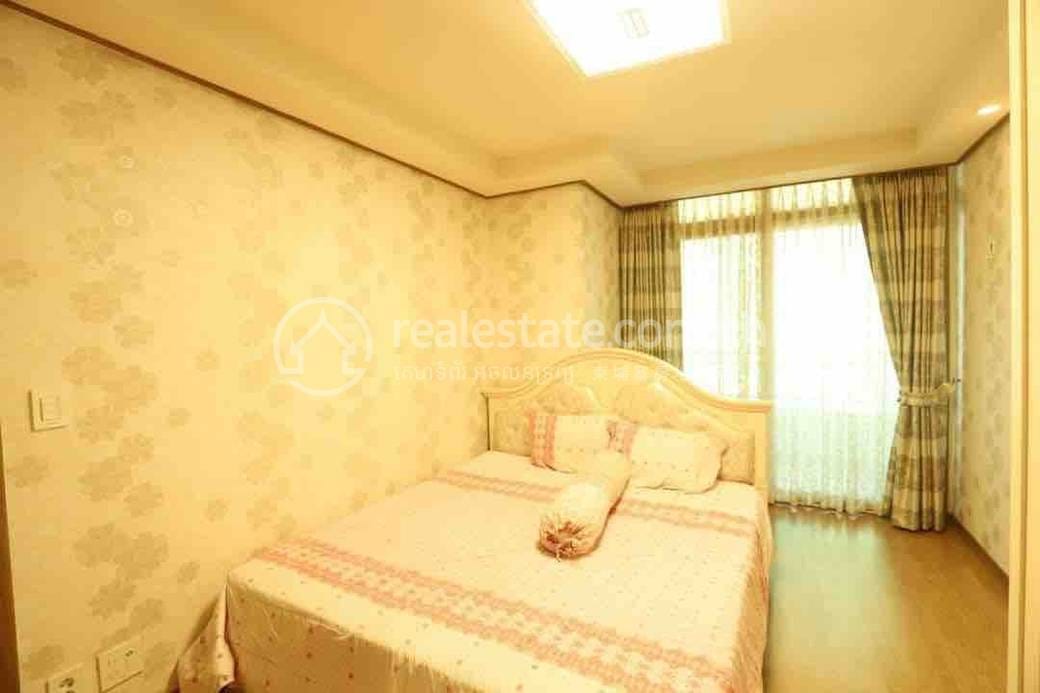 BKK 1 Serviced Apartment For Rent in BKK 1