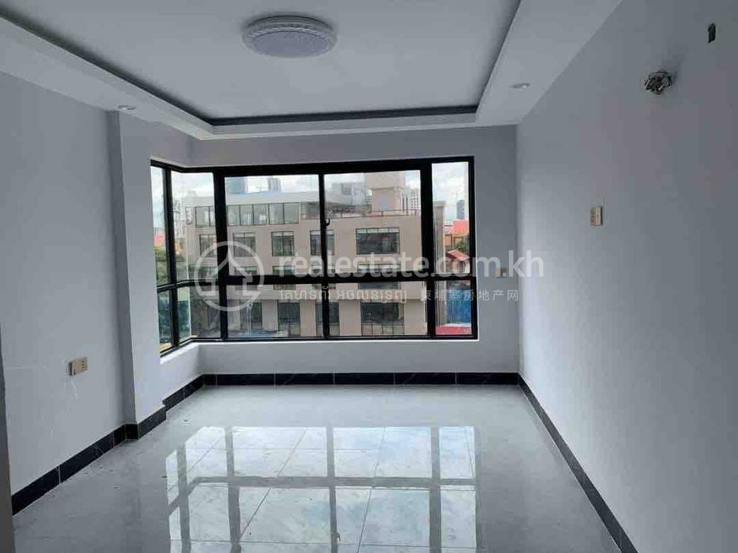 Apartment For Rent in Chamkarmon $12,000