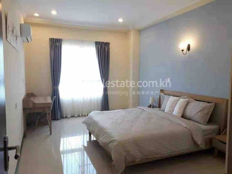 Condo For Rent in Tonle Bassac, Chamkarmon, Phnom Penh
