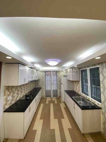 Vila K pronájmu in BKK 1, Boeng Keng Kang, Phnom Penh