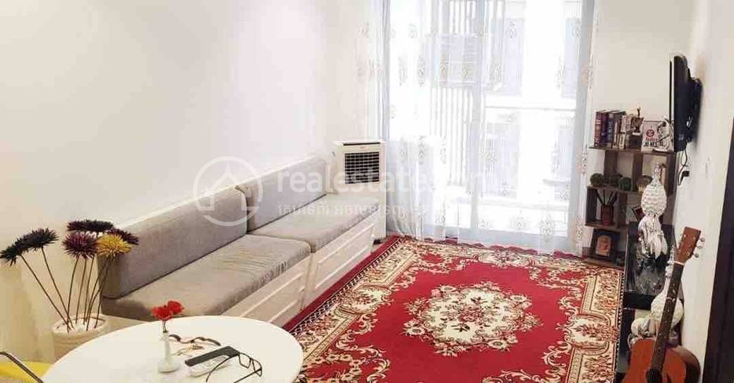 Condo For Rent with 1 Parking Space