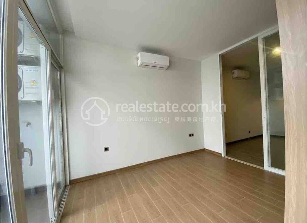 $1,000 Condo