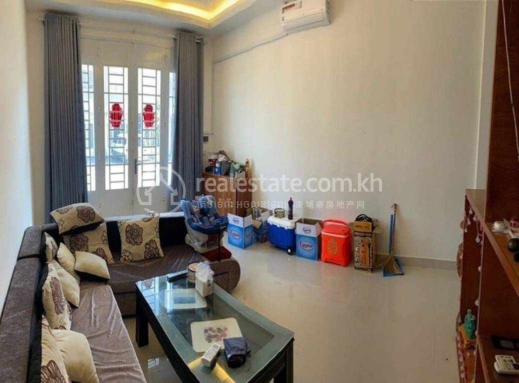 Ta Khmao ផ្ទះល្វែង សំរាប់លក់ នៅ Ta Khmao