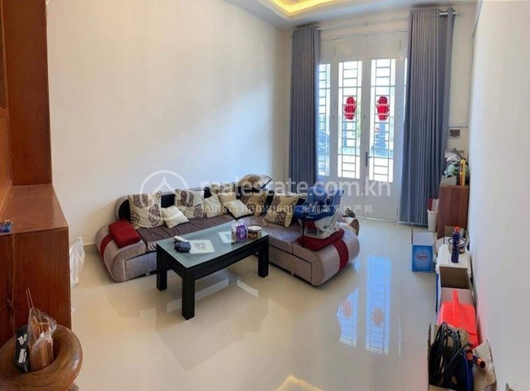 Ta Khmau ផ្ទះល្វែង សំរាប់លក់ នៅTa Khmau