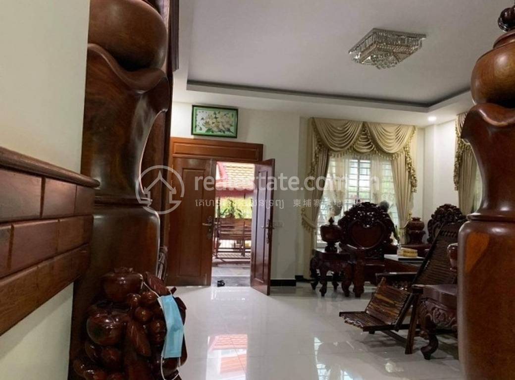 วิลล่าแฝด สำหรับขาย ใน, ចោមចៅ 1, โปร์แซนเจย, พนมเปญ