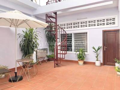   , Chakto Mukh, Daun Penh, พนมเปญ