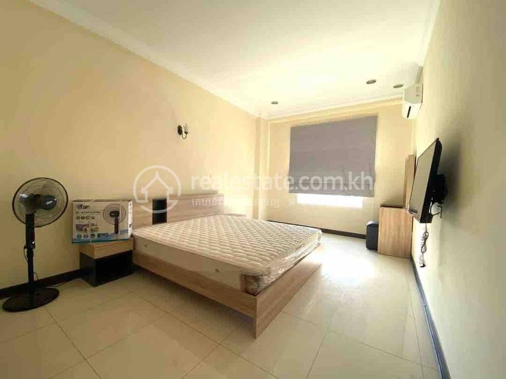 Appartement À louer de 65 m² habitables à Chroy Changvar