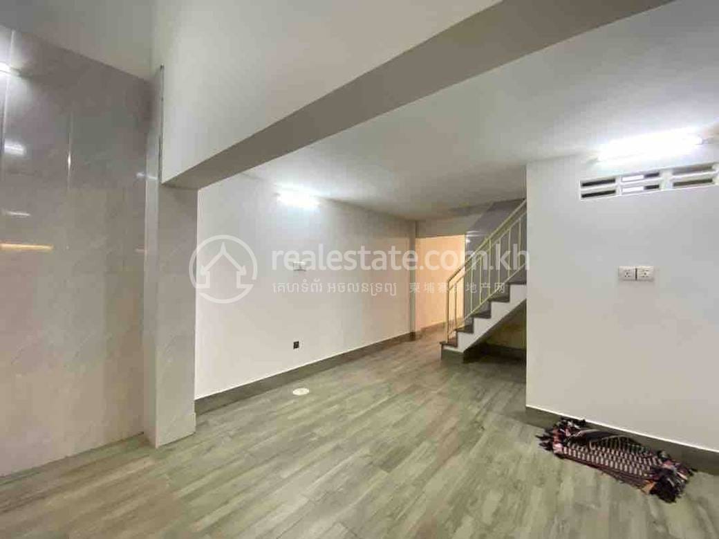 Boeng Keng Kang Shophouse For Rent in Boeng Keng Kang