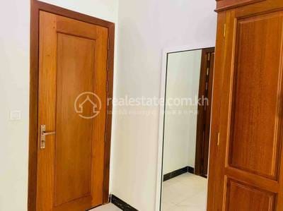 주더분1구역, 짬까몬, 프놈펜에 있는 아파트 임대