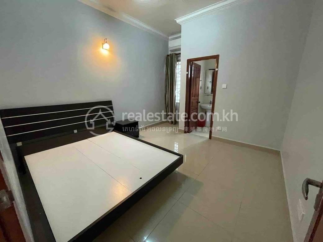 Chamkarmon Шопхаус Для Аренды in Tonle Bassac Chamkarmon $1,400
