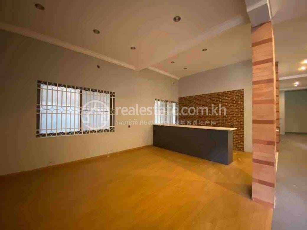 Boeng Keng Kang Shophouse For Rent in Boeng Keng Kang