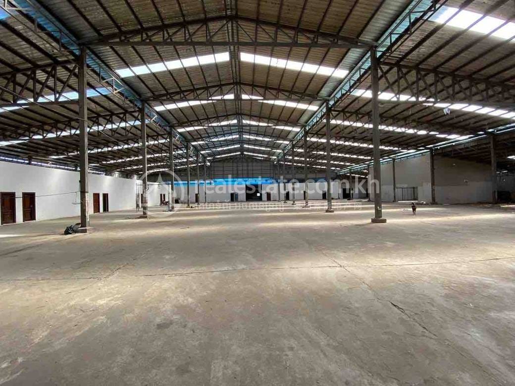 Tonle Bassac คลังสินค้า สำหรับเช่า ใน Tonle Bassac