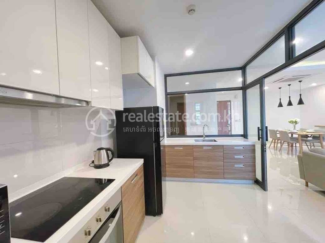 Condo For Rent in Chamkarmon $1,850