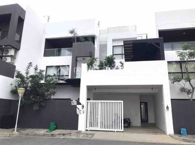 residential Villa1 for rent2 ក្នុង Boeung Kak 13 ID 1990394