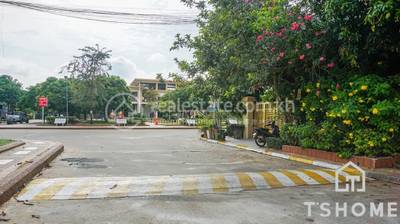  , Chrang Chamres 2, Russey Keo, Phnom Penh