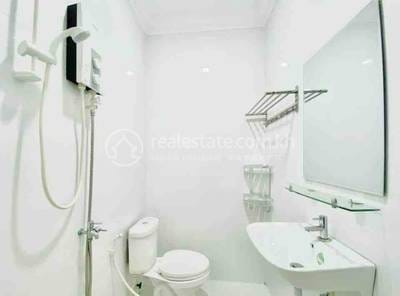 ផ្ទះល្វែង តម្លៃ $300