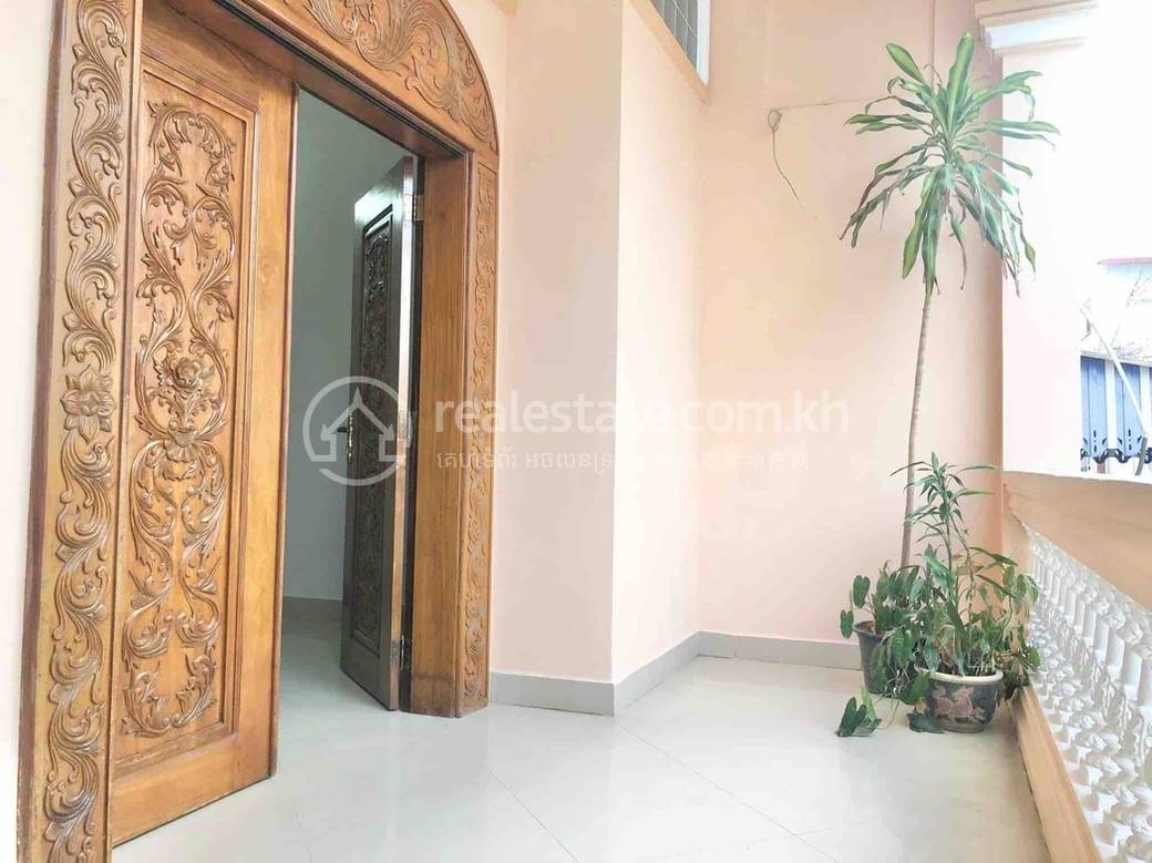 Daun Penh套房出租，位于Chakto MukhDaun Penh，价格$500